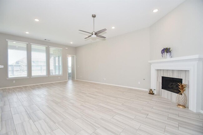 Building Photo - 30518 Night Heron Ln
