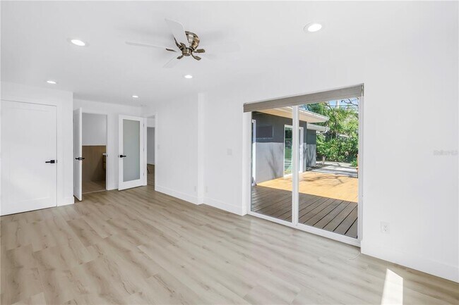 Building Photo - 412 Mira Vista Dr