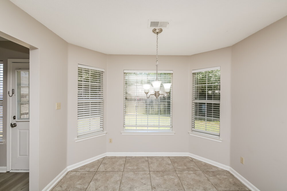 Building Photo - 956 Jessica Lauren Cove