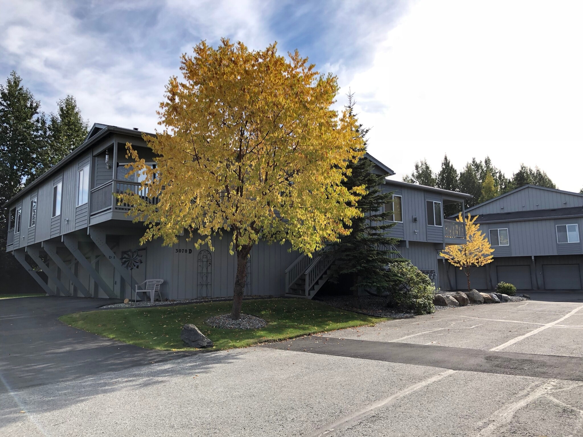 Building Photo - 3070 Lore Rd