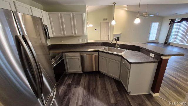 Building Photo - 5203 Chesapeake Cir