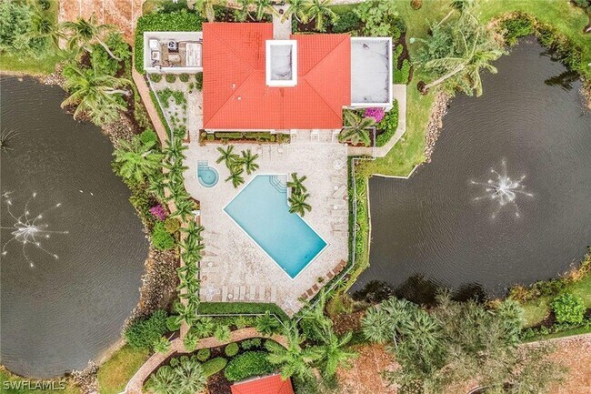 Building Photo - 1540 Clermont Dr