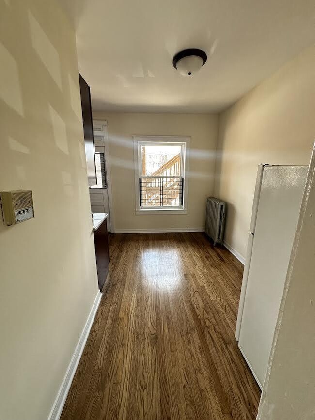 Building Photo - 0 bedroom in Chicago IL 60647