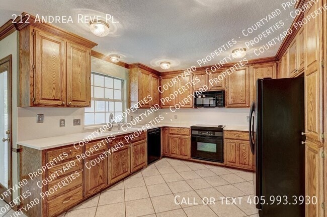 Building Photo - 212 Andrea Reve Pl