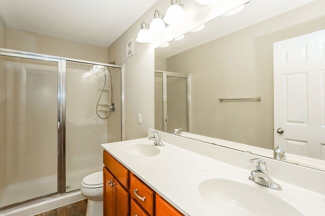 Building Photo - 1949 Commonwealth Blvd