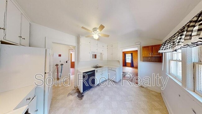 Building Photo - 1311 Cheyenne Blvd