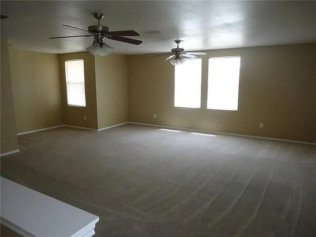 Building Photo - 1621 Rialto Way