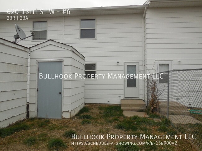 Building Photo - 620 13th St W