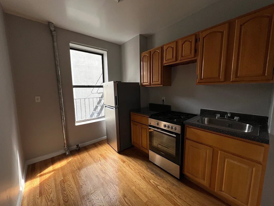 Building Photo - 2173 Third Avenue