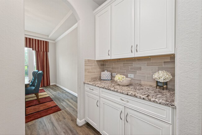 Building Photo - 13236 Tracewood Hills Ln