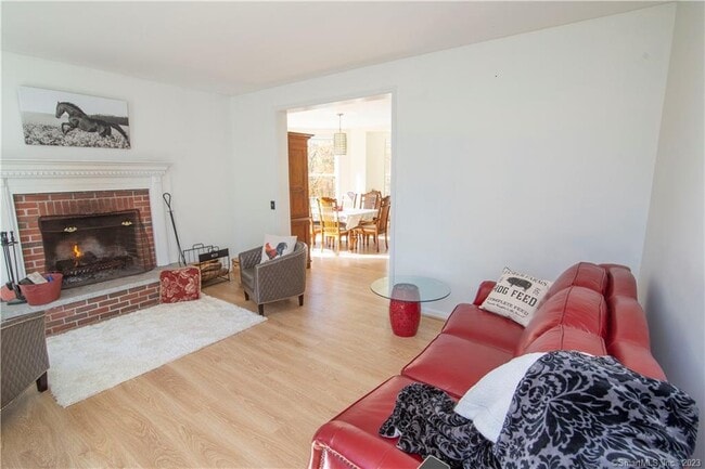 Building Photo - 82 Fowler Rd