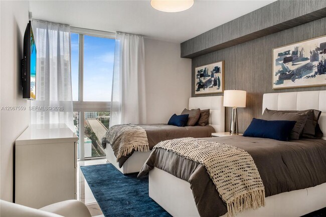 Building Photo - 330 Sunny Isles Blvd