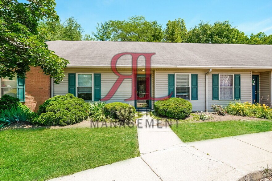 Building Photo - 1241 Rivercrest Dr S