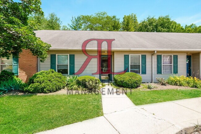 Building Photo - 1241 Rivercrest Dr S