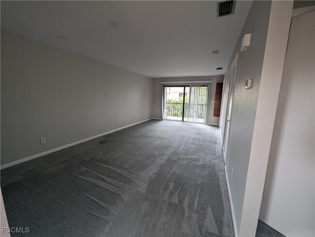 Building Photo - 1519 Cape Coral Pkwy W