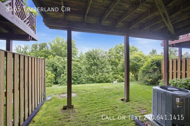 Building Photo - 8465 Timberland Cir