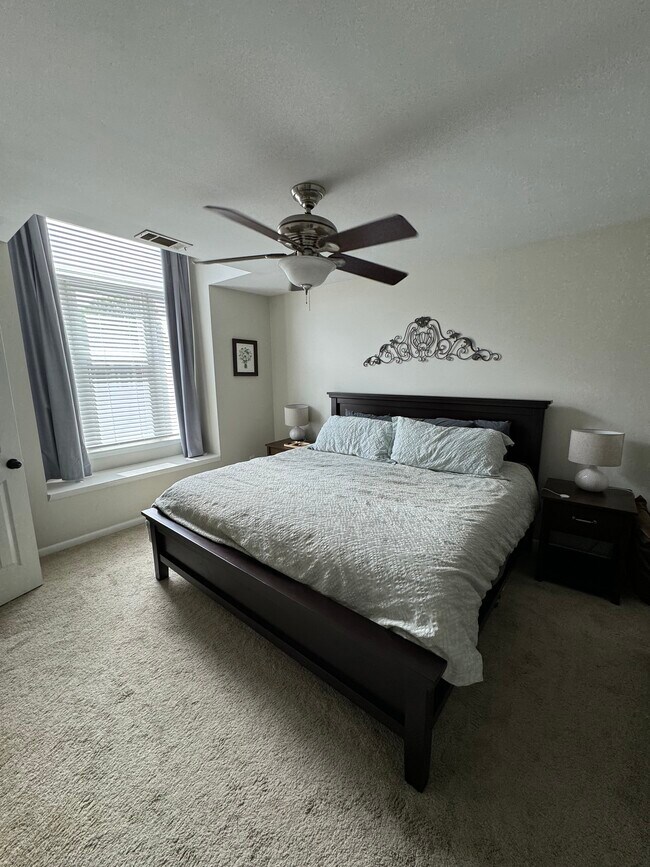 Building Photo - 2550 Dilworth Heights Ln