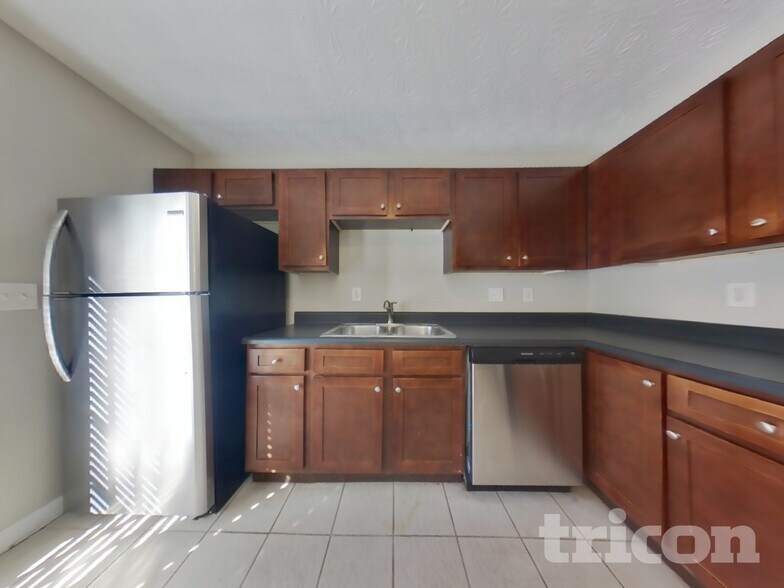 Building Photo - 1394 Winndale Rd