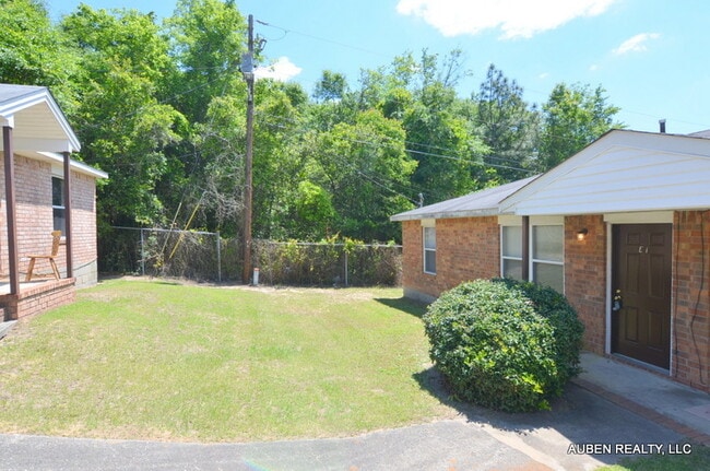 Building Photo - 2311 Walden Dr