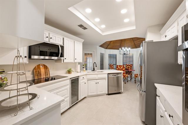 Building Photo - 3512 Cliffwood Dr