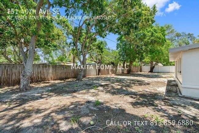 Building Photo - 151 40th Ave SE