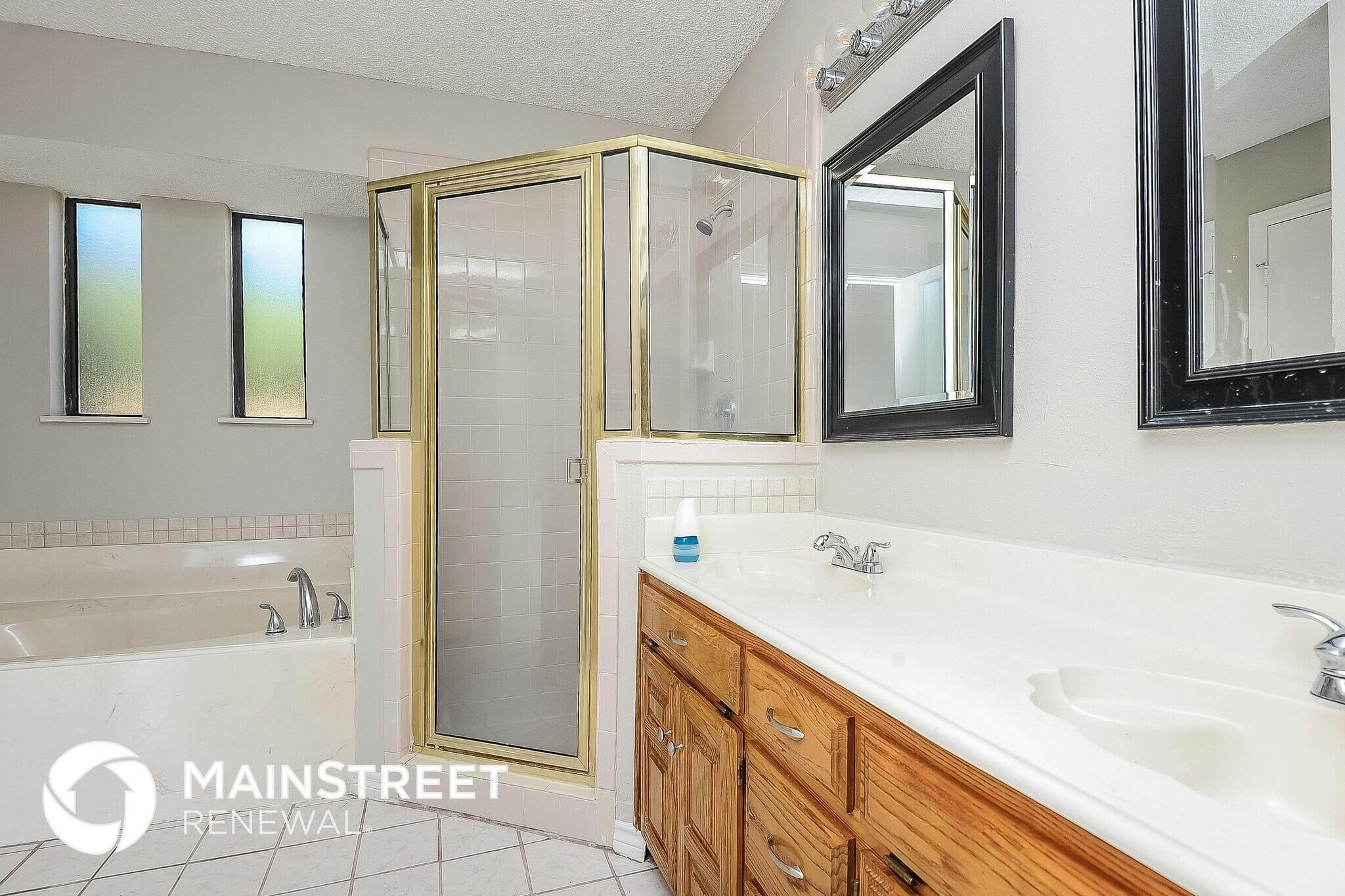 Building Photo - 707 Gunnison Ct