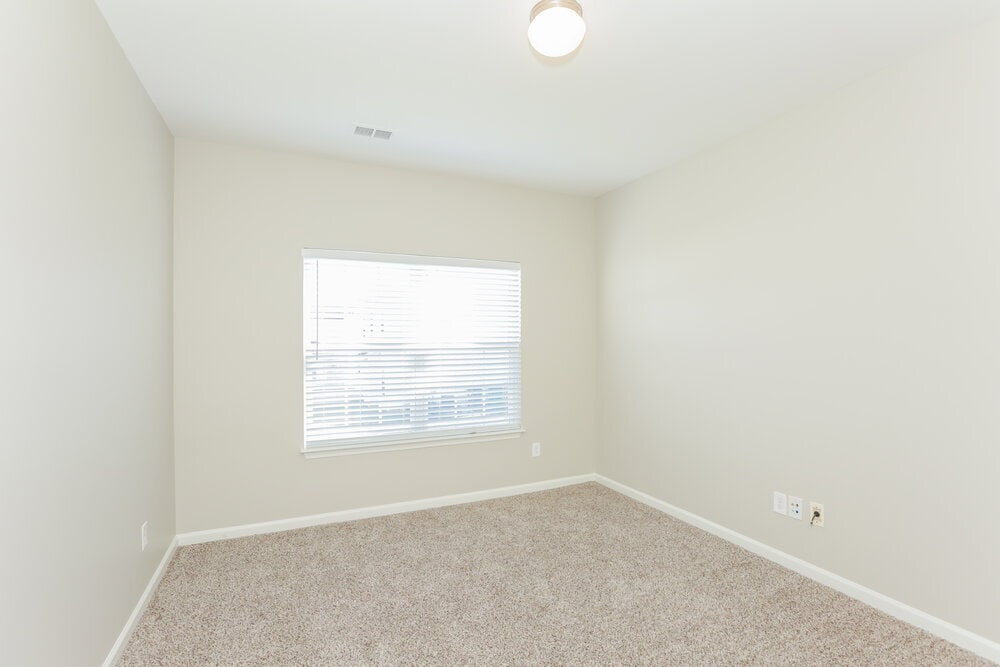 Building Photo - 6415 Glenolden Dr