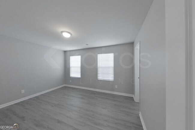 Building Photo - 217 Sky Hawk Ln