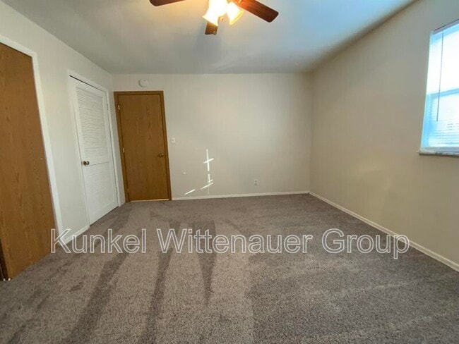 Building Photo - 1816 Jamestown Rd