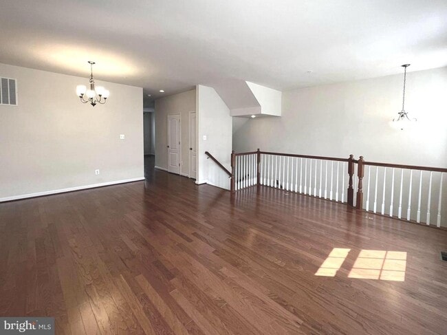 Building Photo - 1009 Red Clover Rd