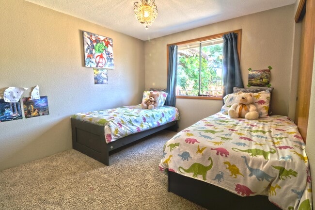 Building Photo - 2311 Perri Pl