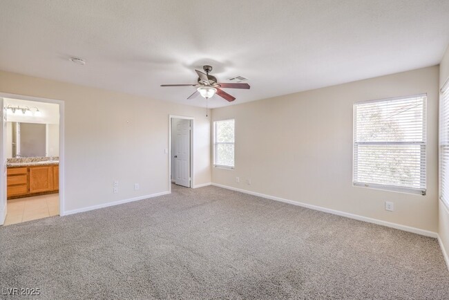 Building Photo - 9448 Hershey Ln
