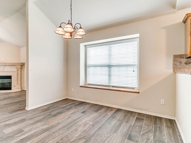 Building Photo - 3 Bed/2 Bath in Sonador of Montague Subdivision - Deer Creek Schools