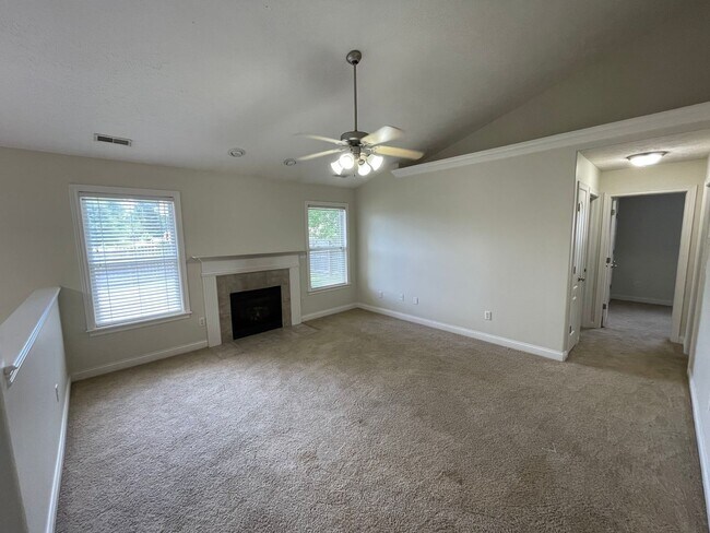 Building Photo - Three Bedroom Single Family Home - West Lafayette