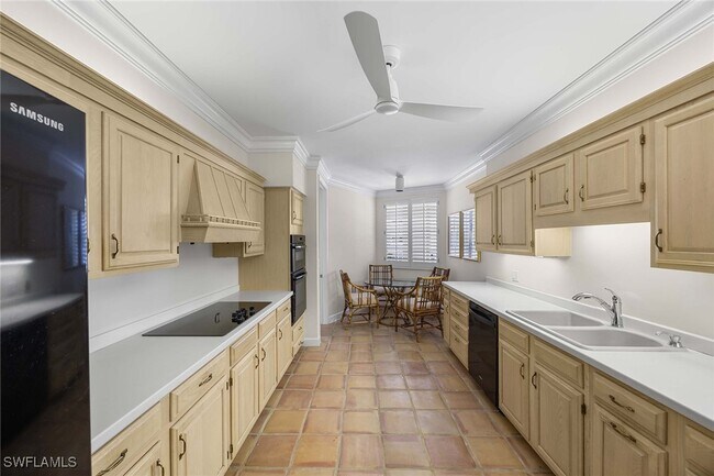 Building Photo - 828 Hideaway Cir E