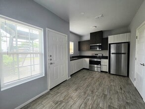 Building Photo - 1514 Quitaca Dr