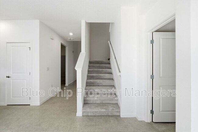 Building Photo - 211 Ballo Dr