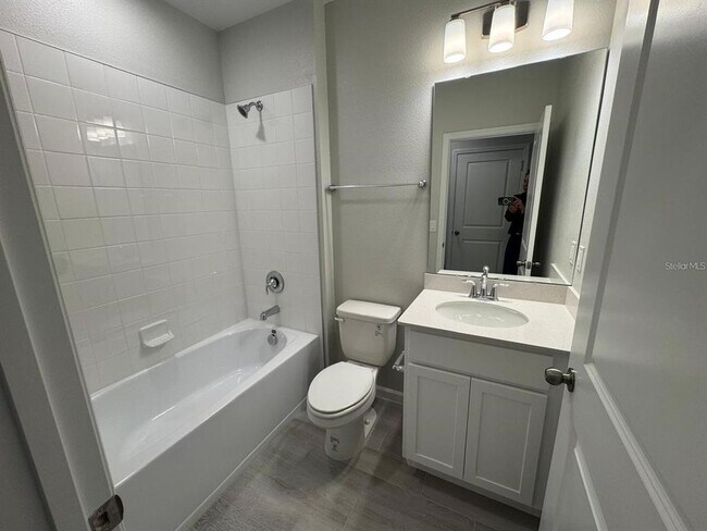 Building Photo - 4710 Campsite Lp