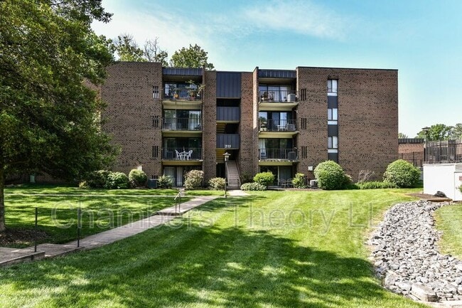 Building Photo - 7802 Dassett Ct