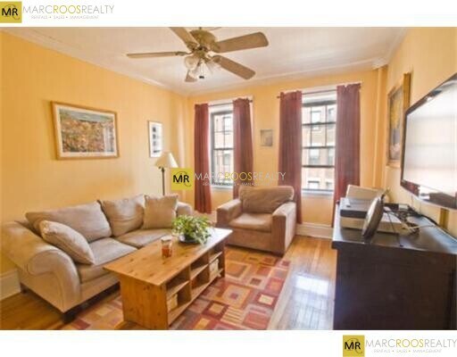 Primary Photo - 31 Queensberry St