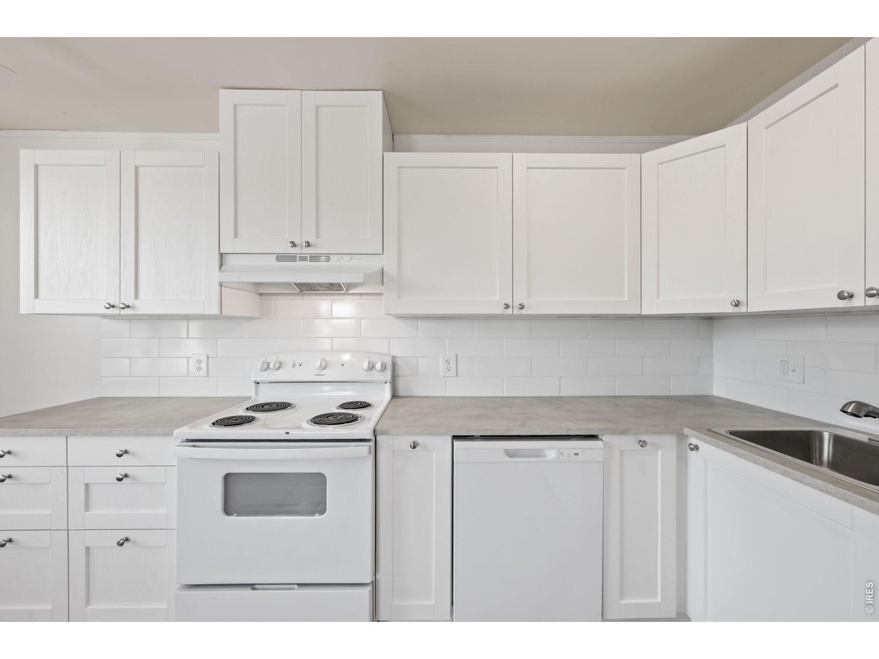 Building Photo - 3030 Oneal Pky
