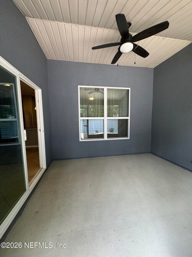 Building Photo - 5409 Parkside Lakes Dr
