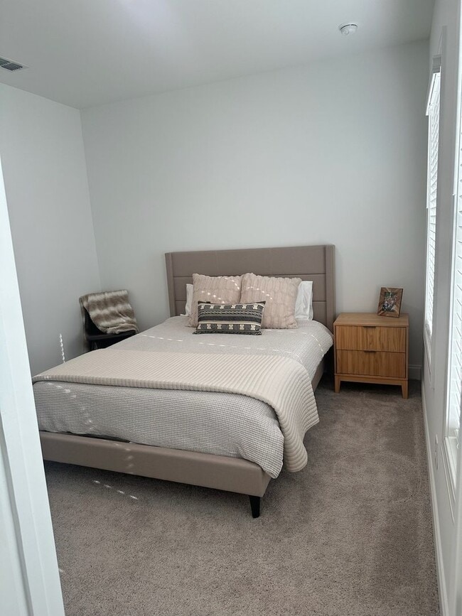 Building Photo - Charming 3BR Townhome in Buford
