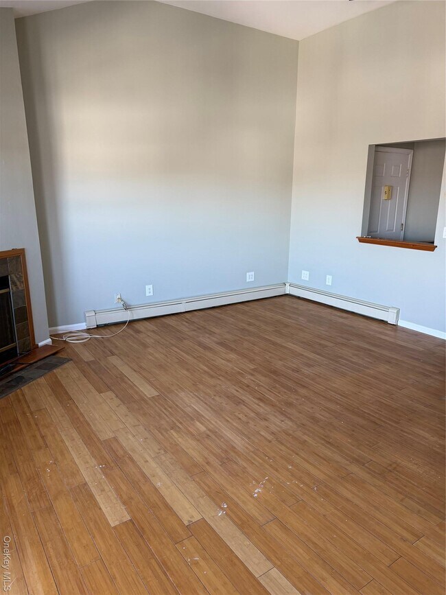 Building Photo - 25 Lexington Hills Rd