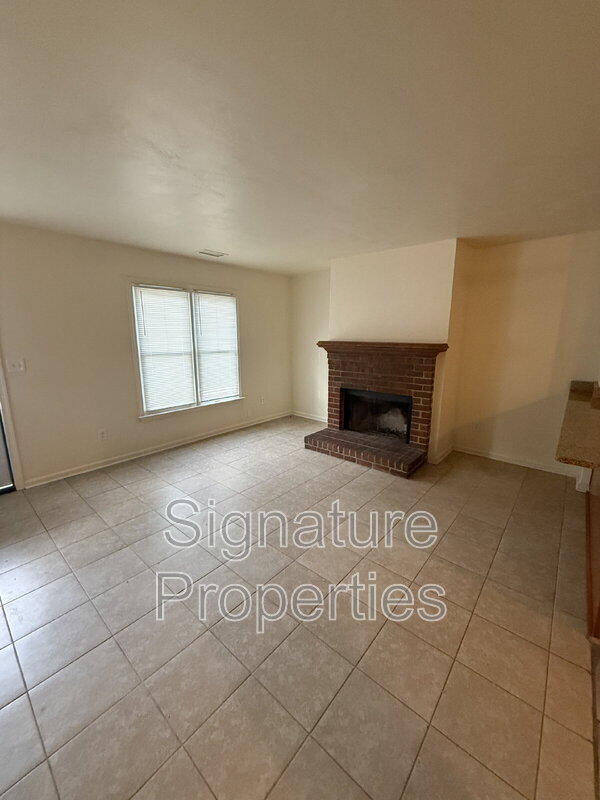 Building Photo - 917 Wickford Dr