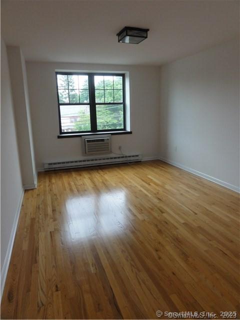 Building Photo - 500 Newfield Ave