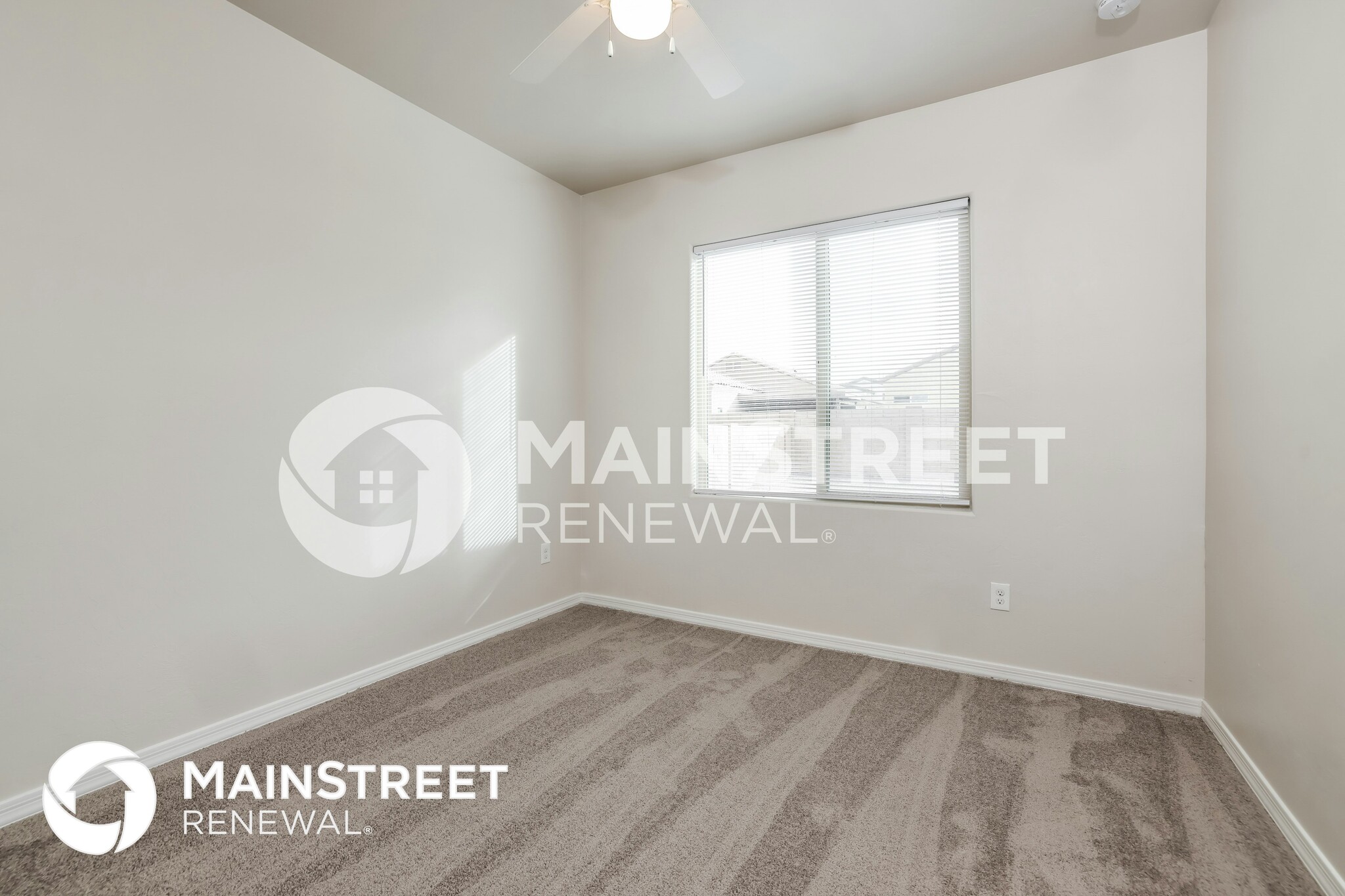 Building Photo - 8285 W Kittiwake Ln