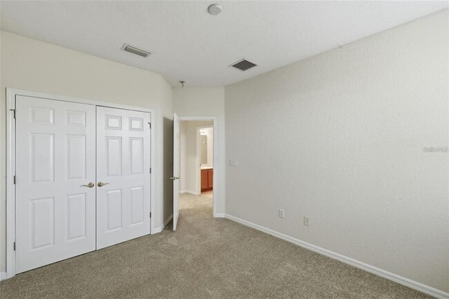 Building Photo - 3914 Silverlake Way