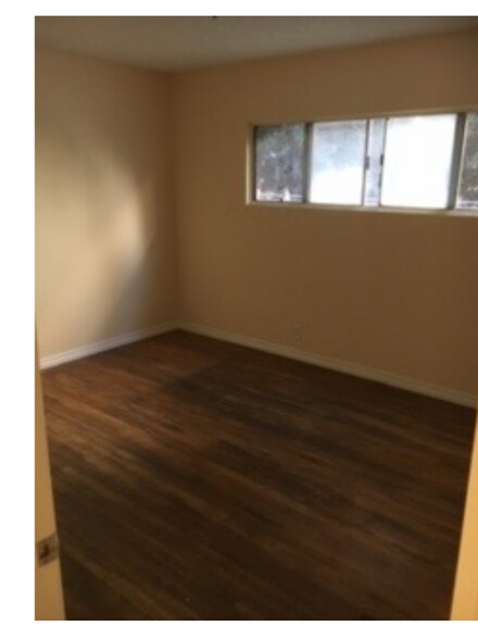 Building Photo - 5853 Virginia Ave