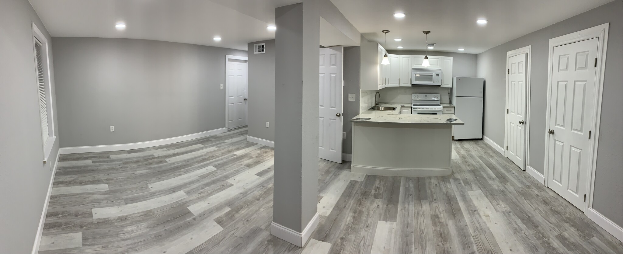 Building Photo - 5623 Regis Ave
